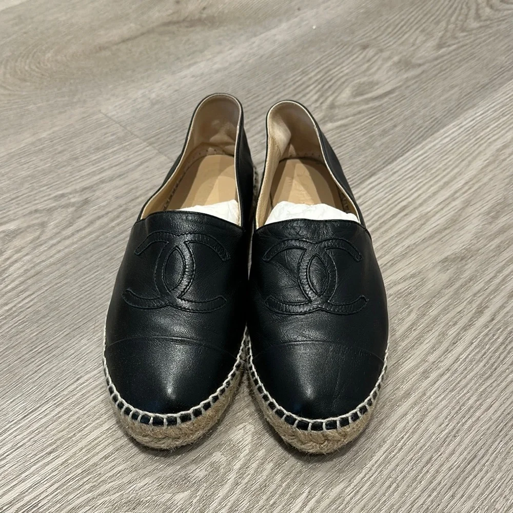 Chanel Black Lambskin Espadrilles - Picture 2 of 8